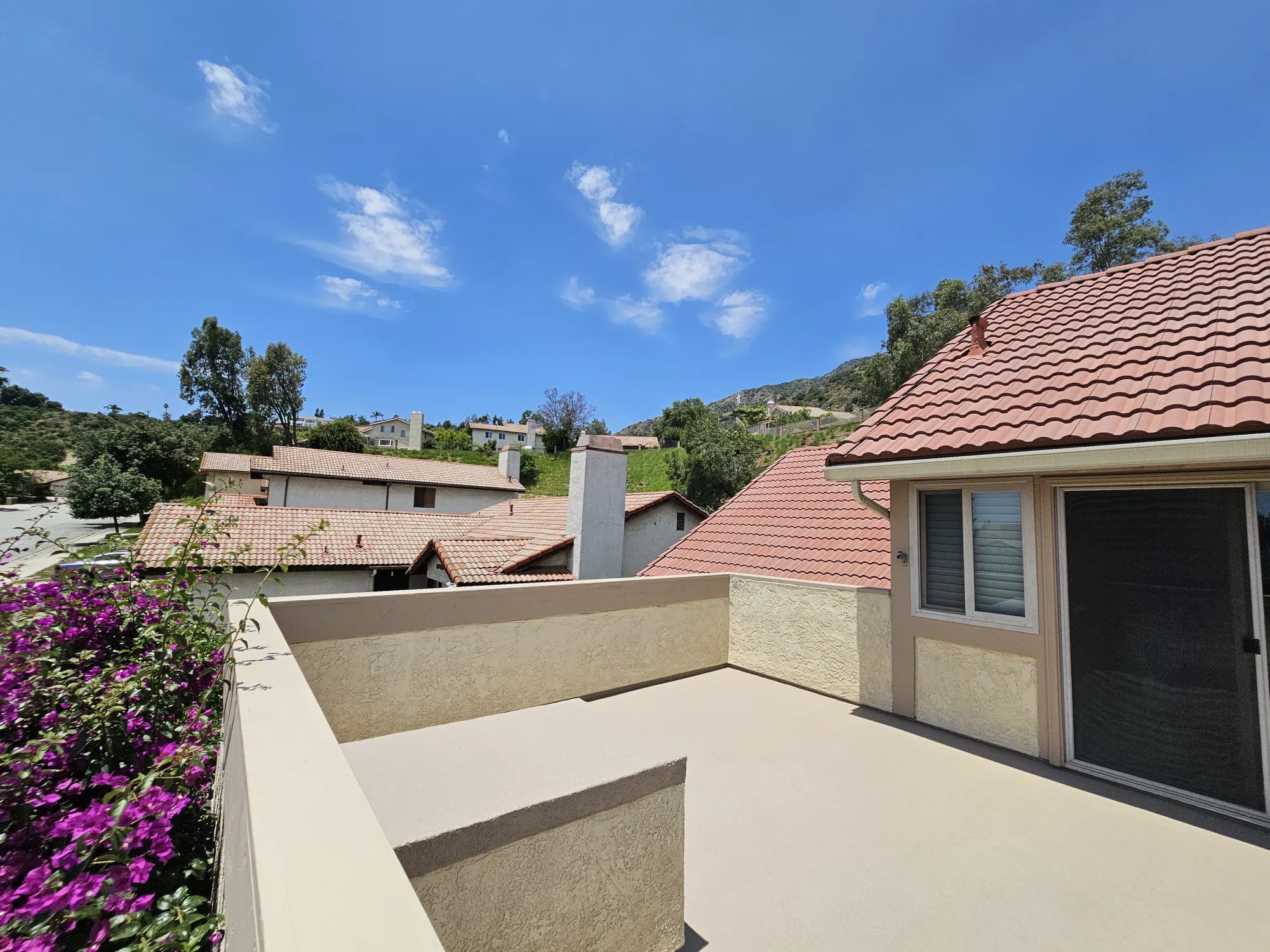 A beautifully finished waterproofed deck overlooking a coastal property